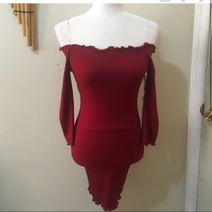 NWT Off The Shoulder Fitted Dress